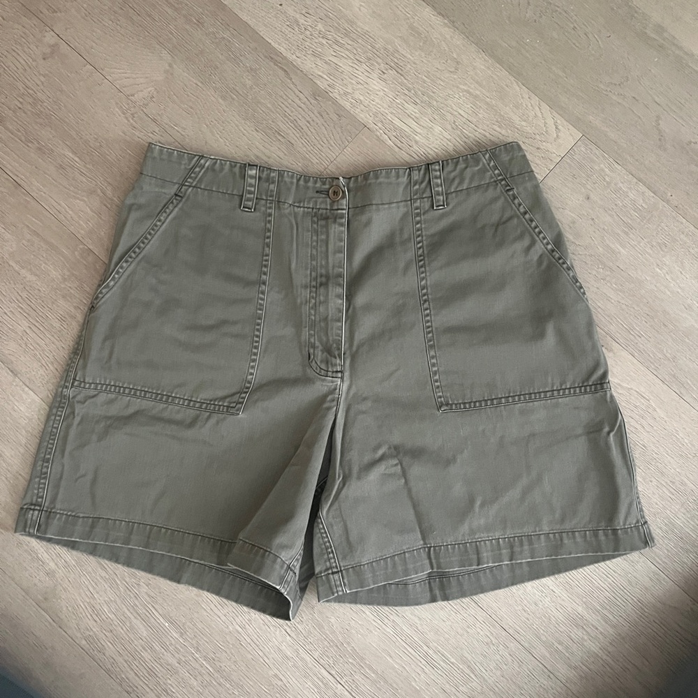 Casual Olive Green Shorts